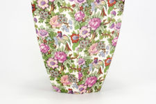 Pattern detail of large Crown Ducal chintz vase