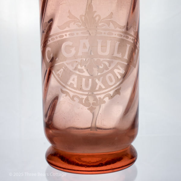 Logo view of a G Gaulin à Auxon pink glass siphon