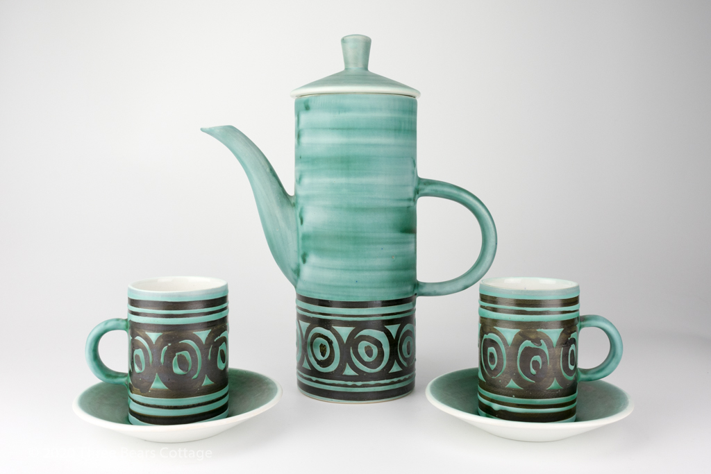 Cinque Ports Green and Brown Coffee Set